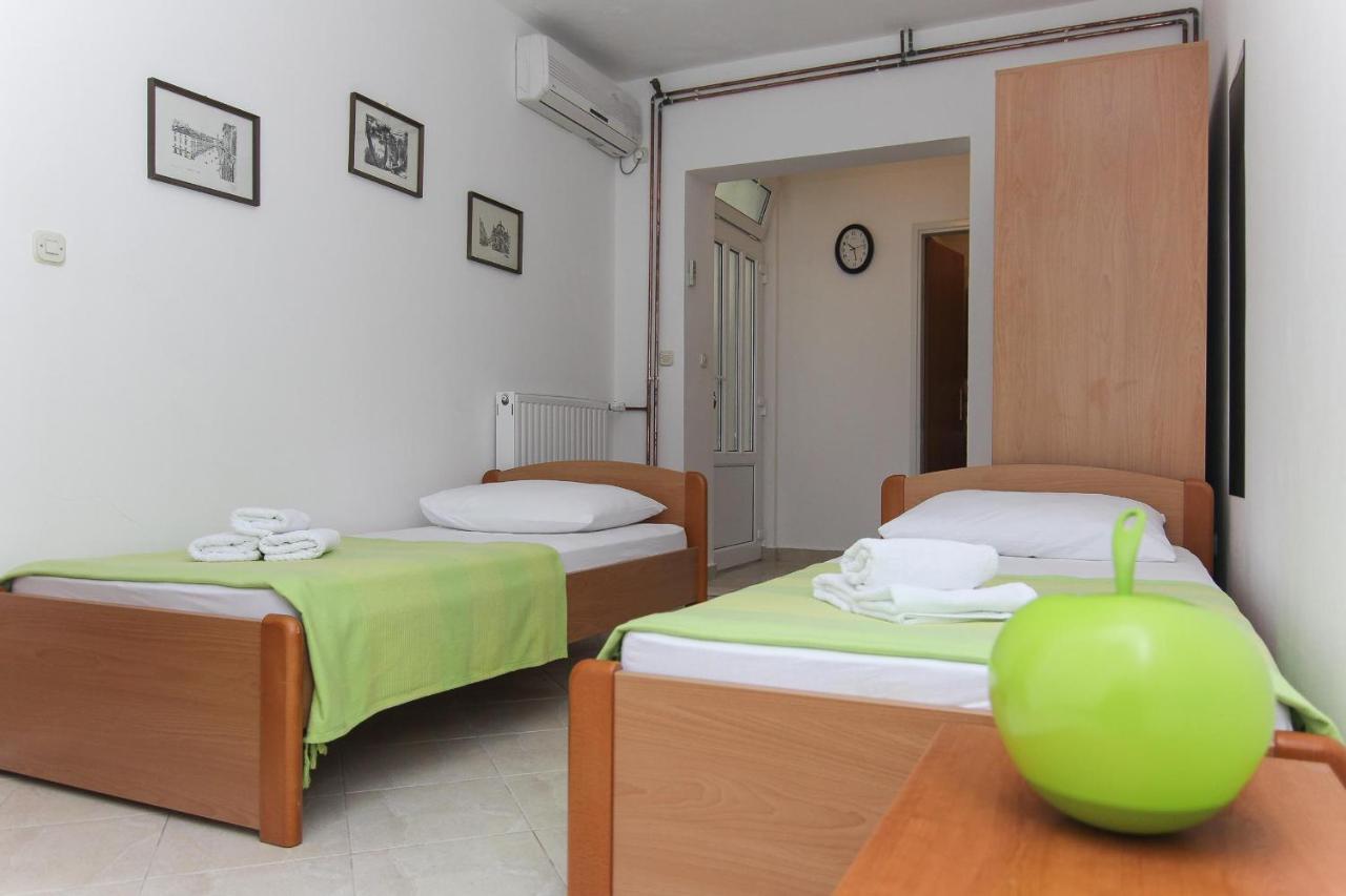 Apartments Villa Alex Podaca Luaran gambar