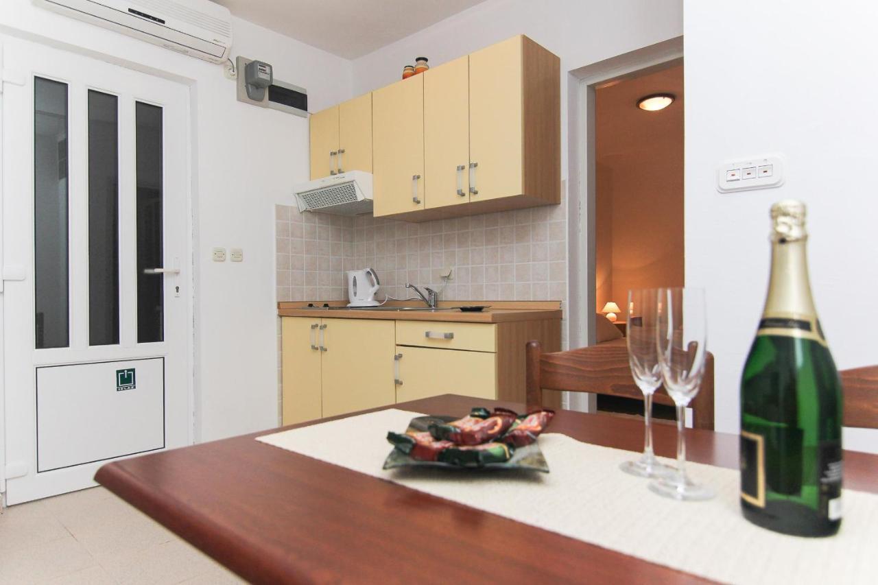 Apartments Villa Alex Podaca Luaran gambar